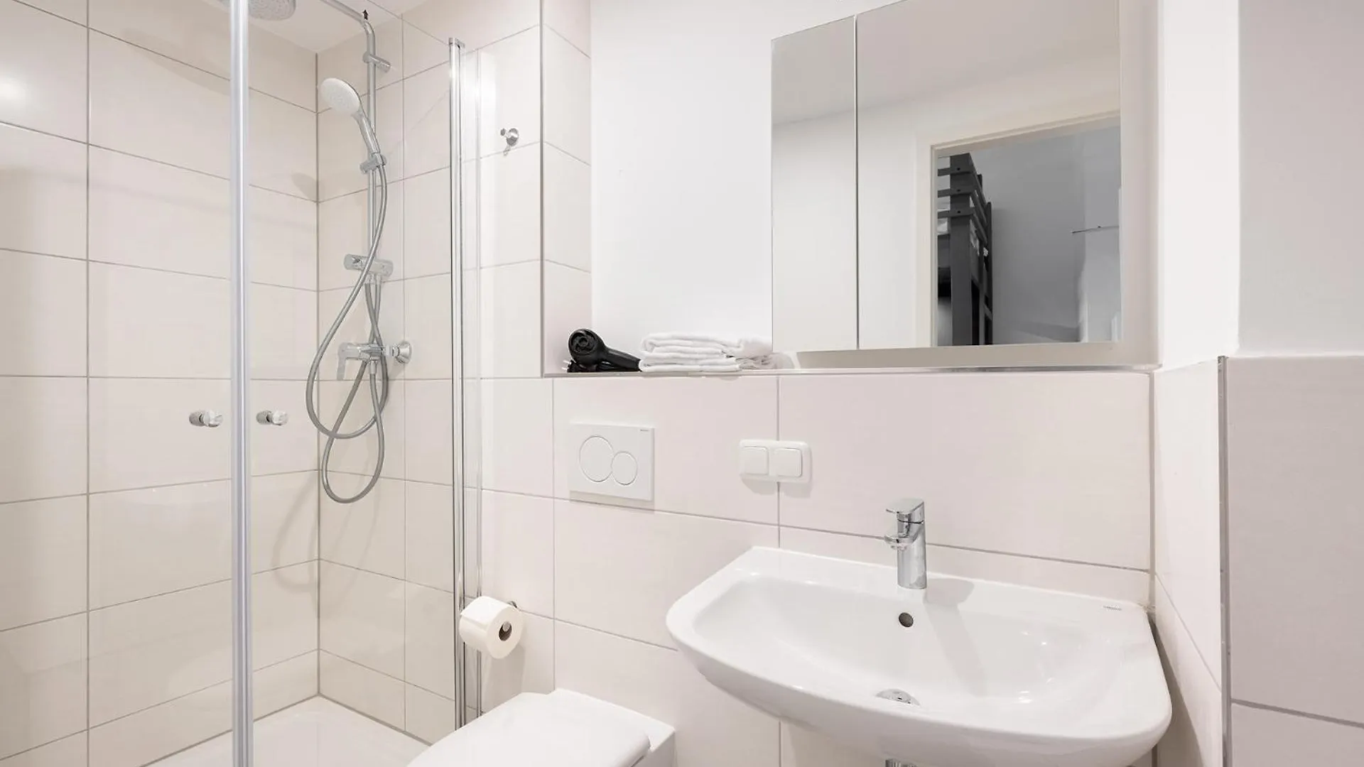 Servus Apartments By Homaris Munich Aparthotel